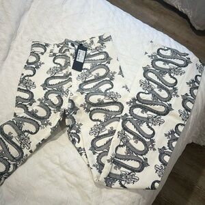 Motel Rocks Zoven Trouser Dragon rope white with black dragon